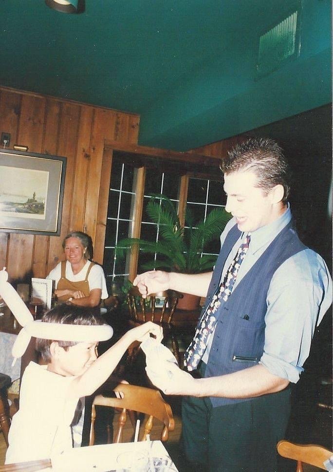 Holiday show with Santa and Mo Magic entertaining families